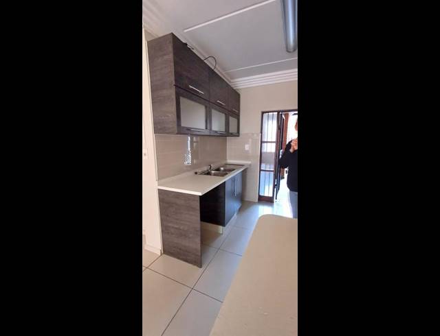 3 BEDROOM APARTMENT FOR SALE IN EVELEIGH